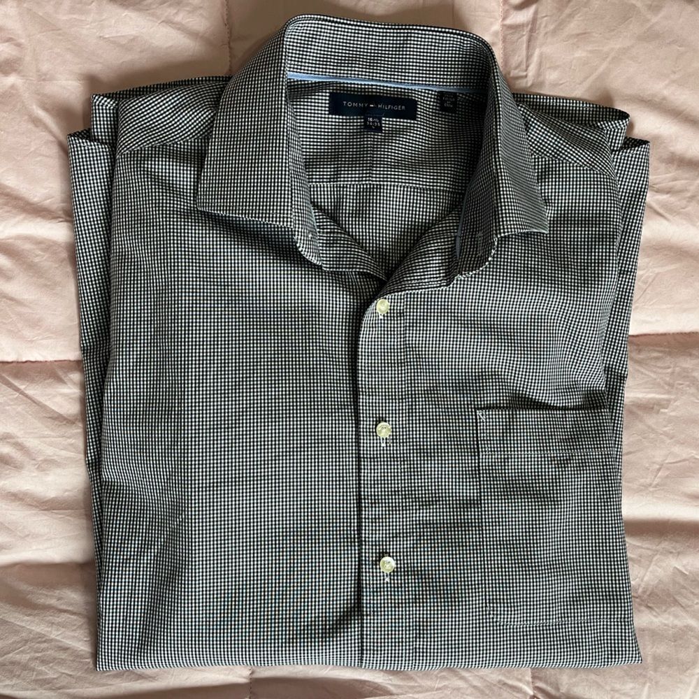 Tommy Hilfiger Black and White Checked Button Down Shirt size Large
